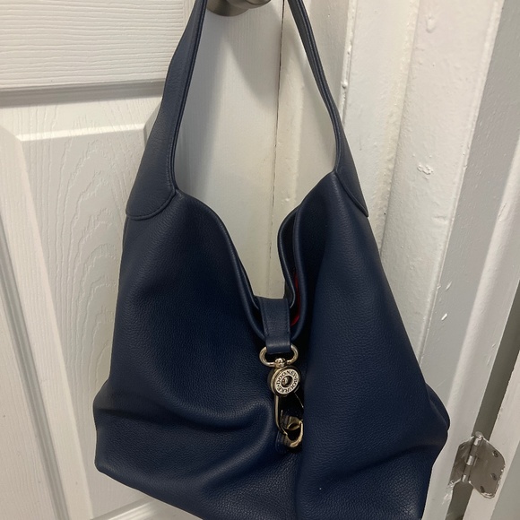 Dooney & Bourke Handbags - Dooney & Bourke purse